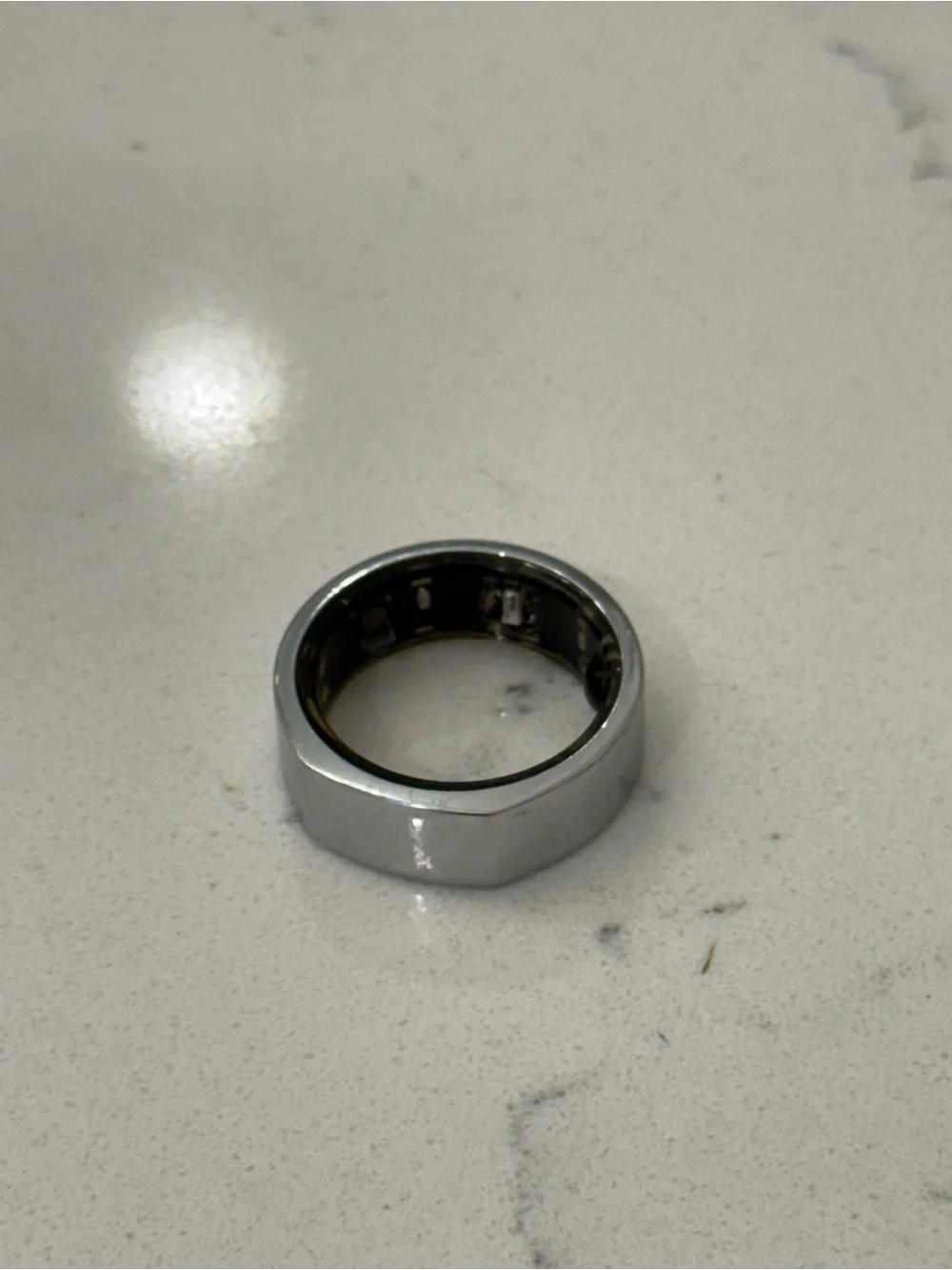 Oura Ring in polished silver-tone